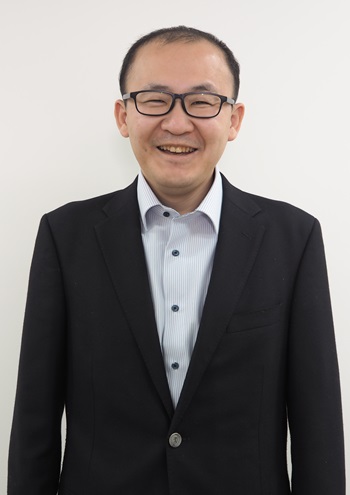 小林　邦彦