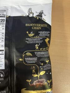 ペルーで販売されているポテトチップスの表示